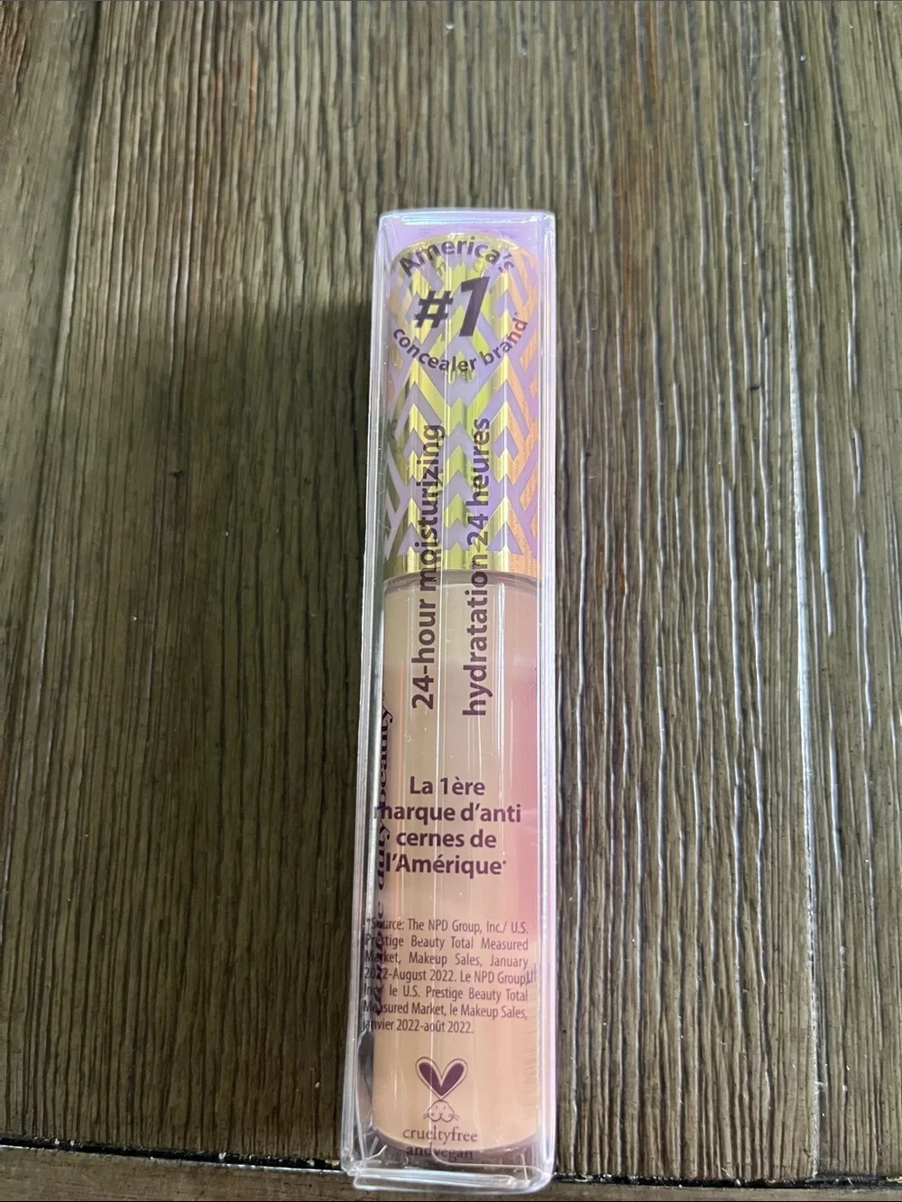 24-Hour Hydrating Concealer - 22N light neutral Shade